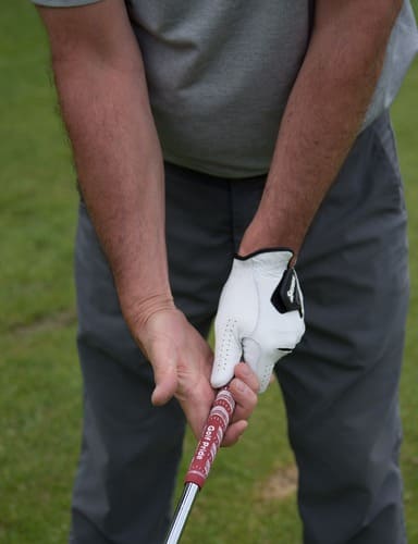 Which Hand Do You Wear A Golf Glove 2